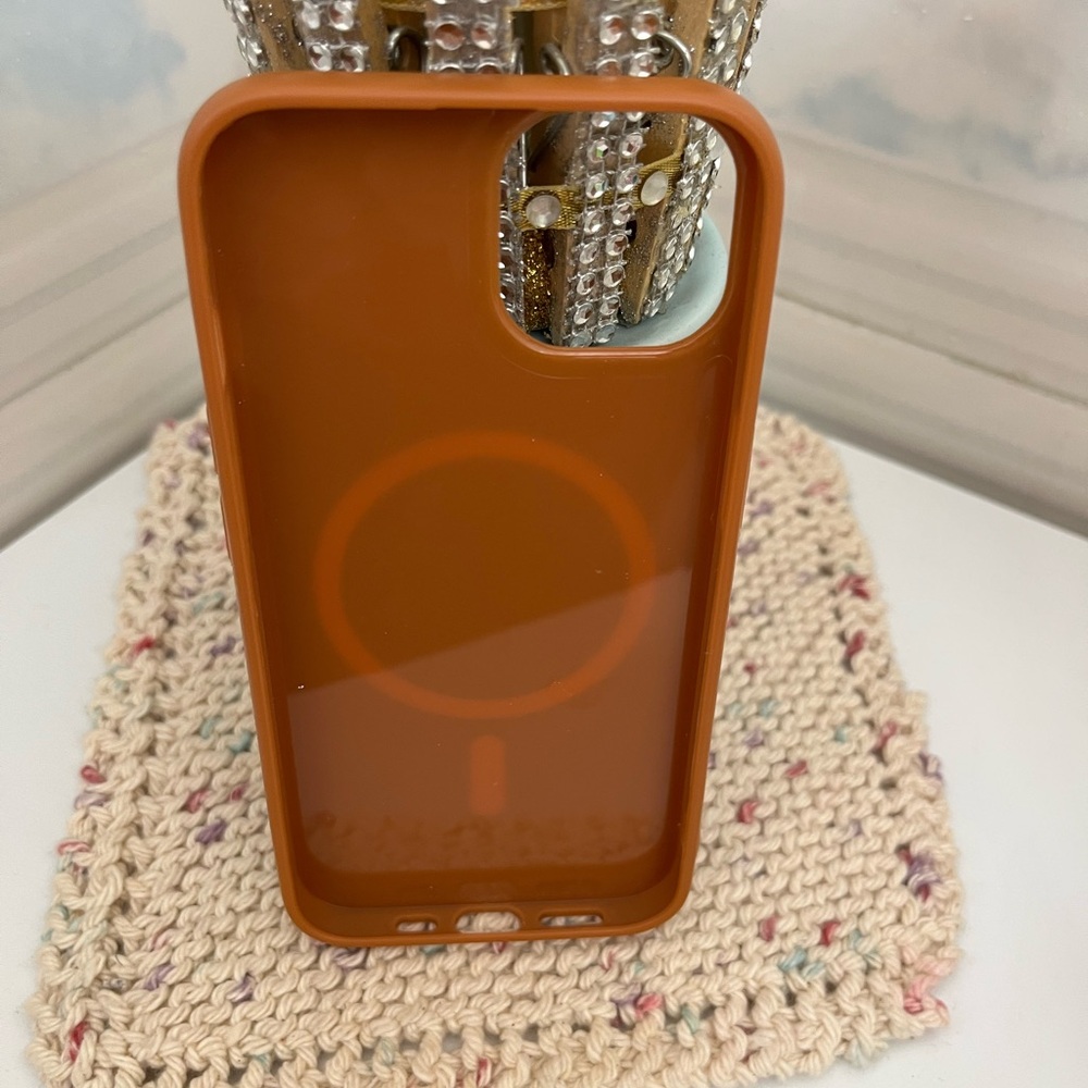 iPhone 13/14 /15 Phone Case - Picture 2 of 2